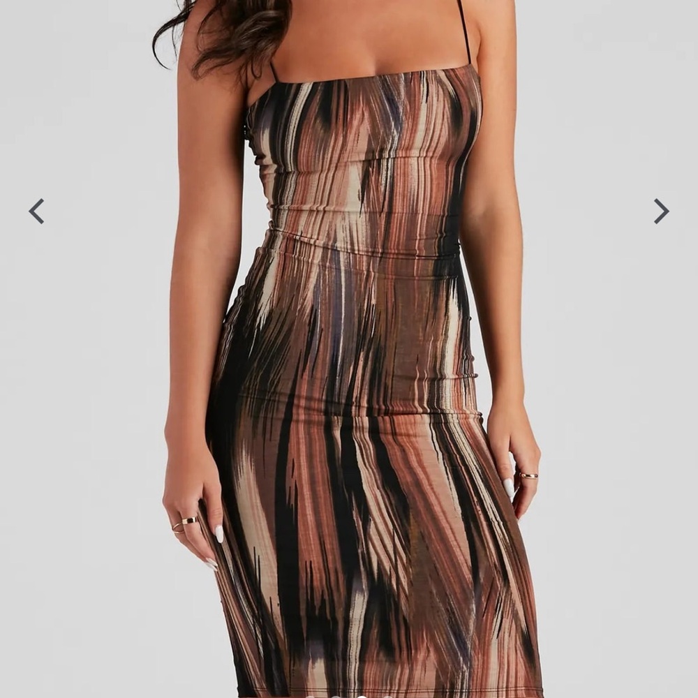 Windsor Marble Pattern Midi Dress